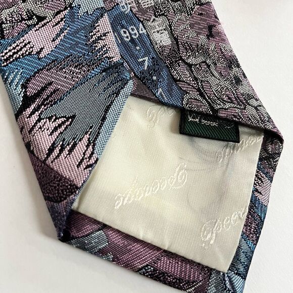 Vintage purple abstract tie  - Picture 6 of 6